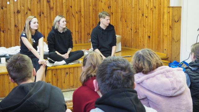 OLYMPUS DIGITAL CAMERA